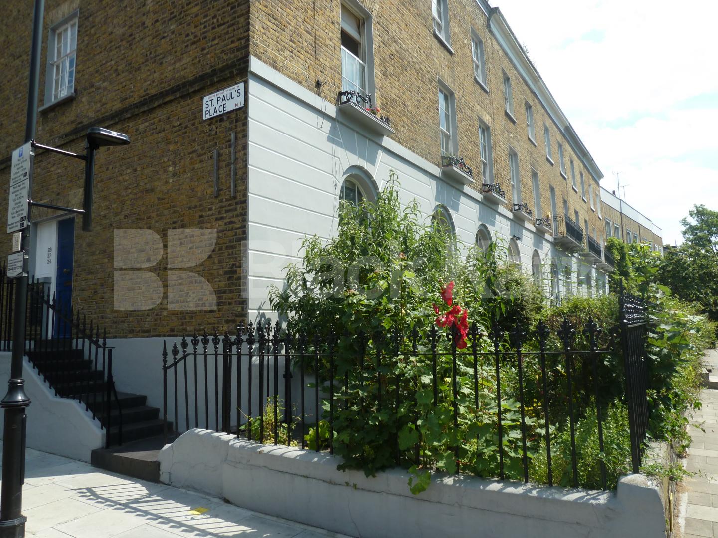 			New Instruction , 2 Bedroom, 1 bath, 1 reception Flat			 St Pauls Place, Cannonbury